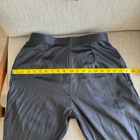 Abaya Suit - Picture 9 of 10